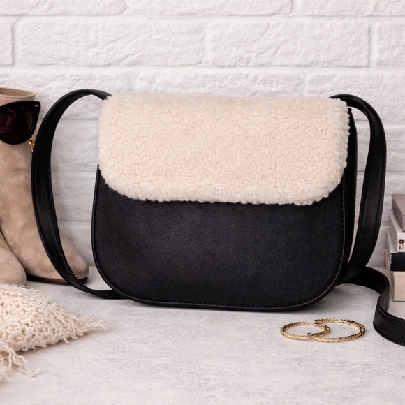 JustFab Black and Cream Shearling Crossbody Bag - Picture 2 of 3